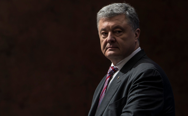Печерский районный суд Киева наложил арест на имущество пятого президента Украины Петра Порошенко