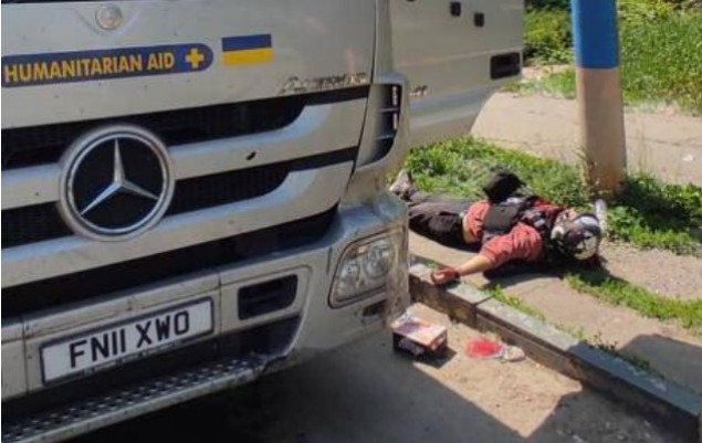 На Луганщині через обстріл евакуаційного автомобіля загинув французький журналіст (фото)