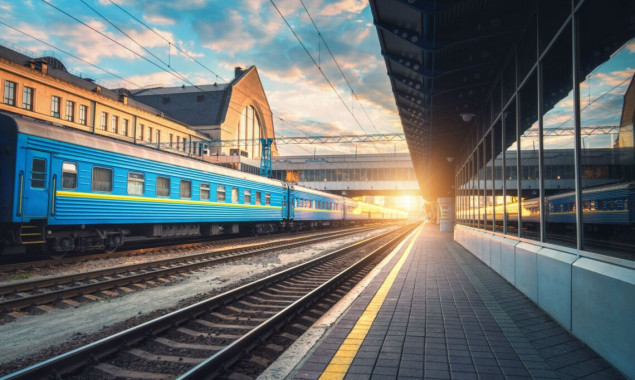 “Укрзалізниця” змінює розклад руху деяких пасажирських поїздів
