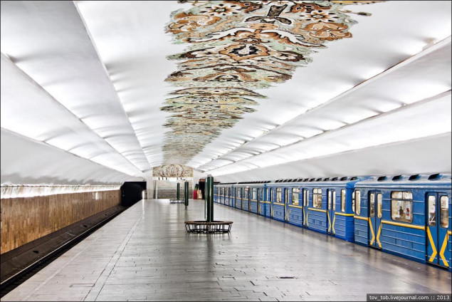 Завтра, 23 липня, змінюють роботу вестибюлі станції “Мінська” столичного метрополітену